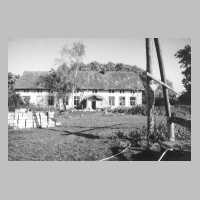 107-1002 Toelteninken 1995 - Das Wohnhaus der Familie Erich Holstein.jpg